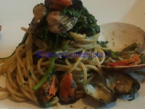 spaghetti con broccoli e frutti di mare 024