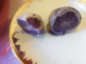 patate blu tagliatelle e genovese 021