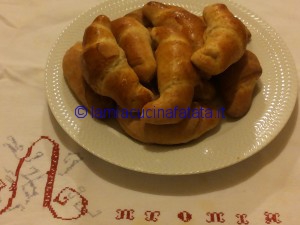 mozzarella in carrozza e cornetti integrali 018