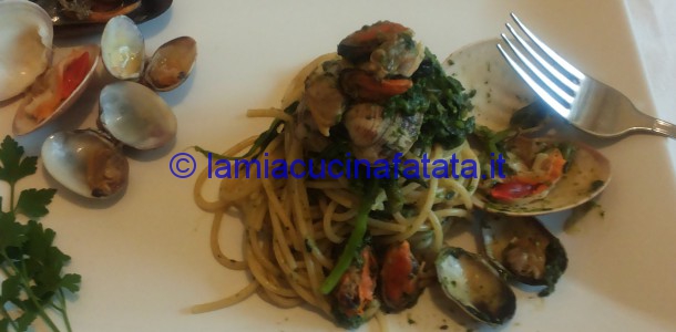 spaghetti con broccoli e frutti di mare 023