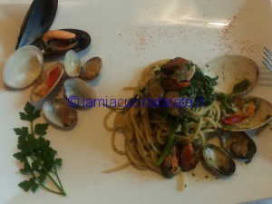 spaghetti con broccoli e frutti di mare 025